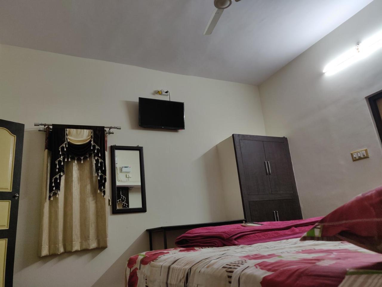 Hotel Srb Residency Tiruvannāmalai Exterior foto