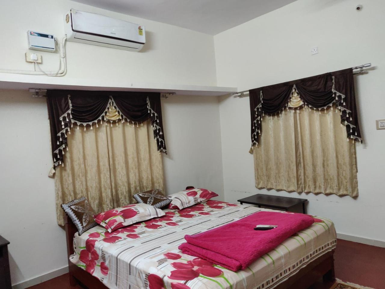 Hotel Srb Residency Tiruvannāmalai Exterior foto